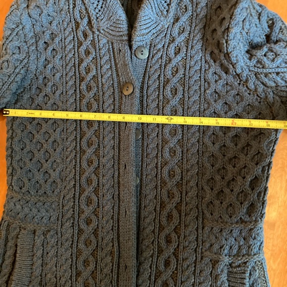 Aran Crafts Wool Sweater Coat Scalloped Bottom - Picture 8 of 12